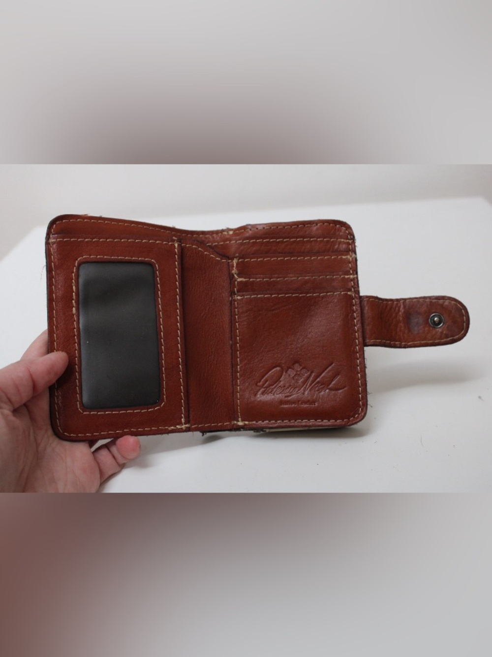 Patricia Nash bi fold wallet - Picture 5 of 9